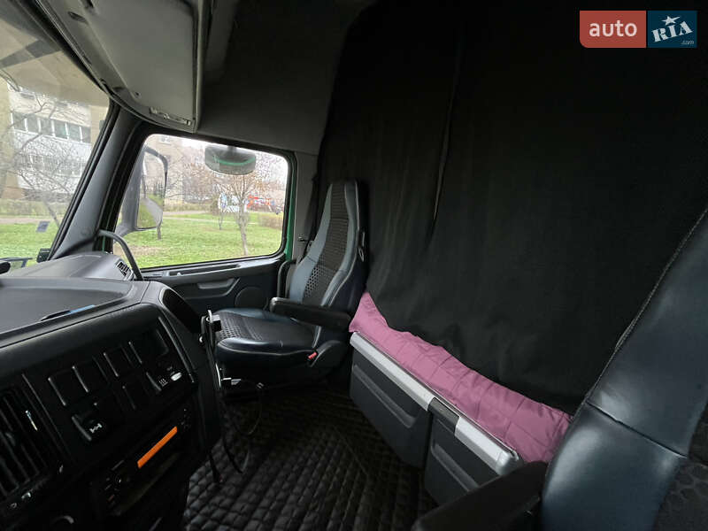 Тягач Volvo FH 13 2013 в Києві фото 18 Тягач Volvo FH 13 2013 в Києві