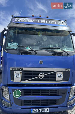 Тягач Volvo FH 13 2011 в Мукачевому