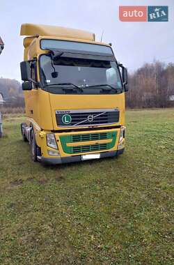 Тягач Volvo FH 13 2013 в Тячеві