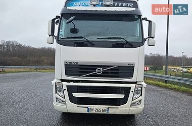 Тягач Volvo FH 13 2012 в Жовкві