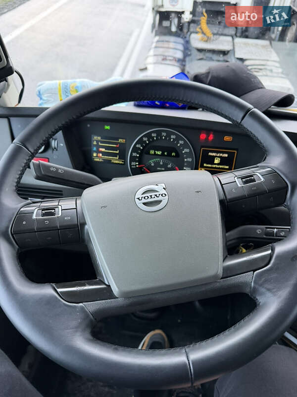 Тягач Volvo FH 16 2016 в Луцке фото 22 Тягач Volvo FH 16 2016 в Луцке