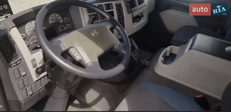 Рефрижератор Volvo FL 7 2010 в Виннице