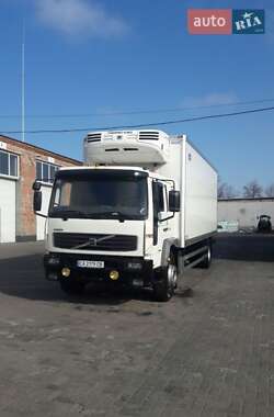 Рефрижератор Volvo FL 7 2006 в Черкассах