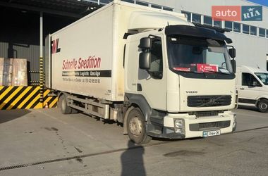 Вантажний фургон Volvo FL 7 2009 в Дніпрі