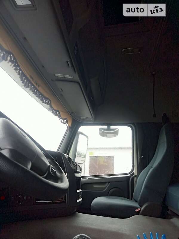 Тягач Volvo FM 11 2012 в Ровно