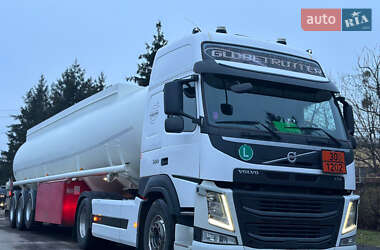 Бензовоз Volvo FM 11 2014 в Мукачевому