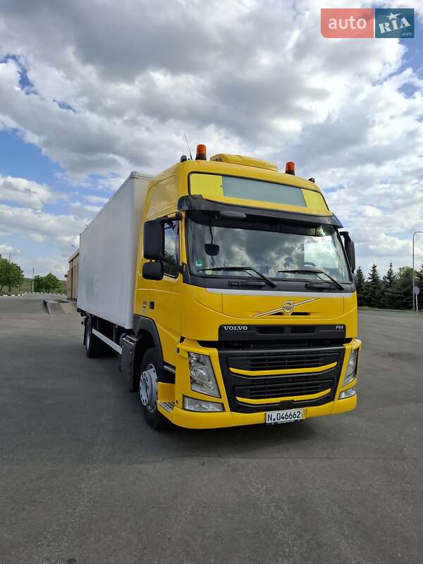 Грузовой фургон Volvo FM 11 2015 в Харькове