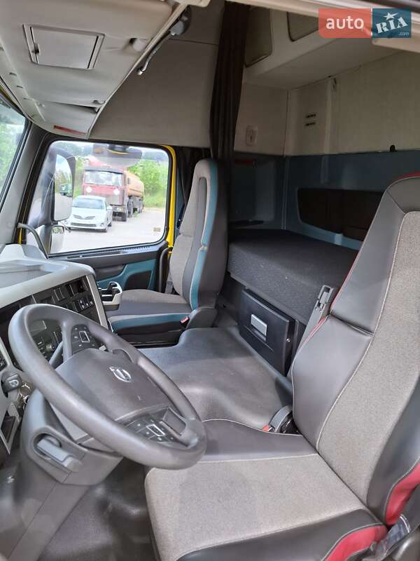 Грузовой фургон Volvo FM 11 2015 в Харькове