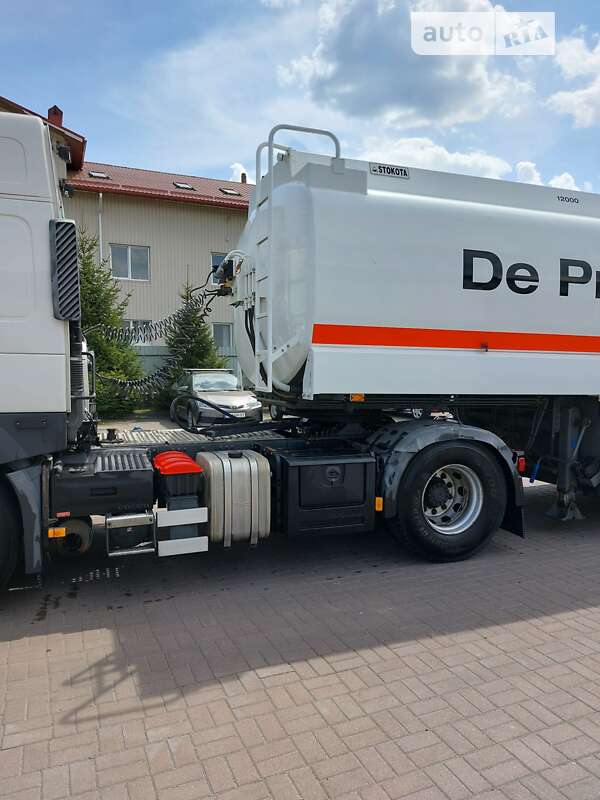 Бензовоз Volvo FM 12 2013 в Киеве
