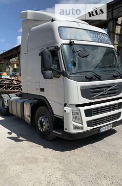 Тягач Volvo FM 12 2012 в Ужгороді