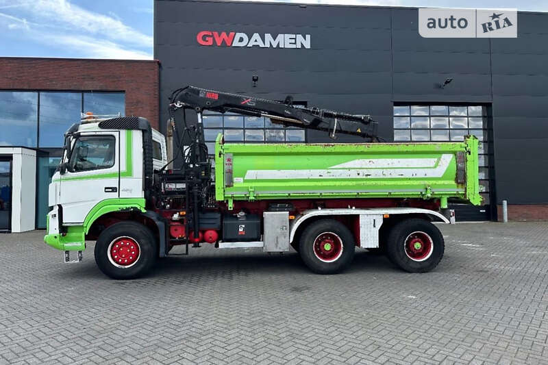 Самоскид Volvo FM 12 2011 в Львові