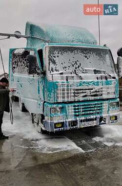 Тягач Volvo FM 12 2002 в 