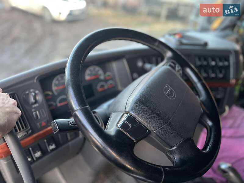 Зерновоз Volvo FM 12 2008 в Львове