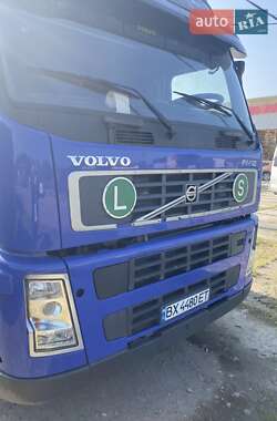 Грузовой фургон Volvo FM 12 2002 в 