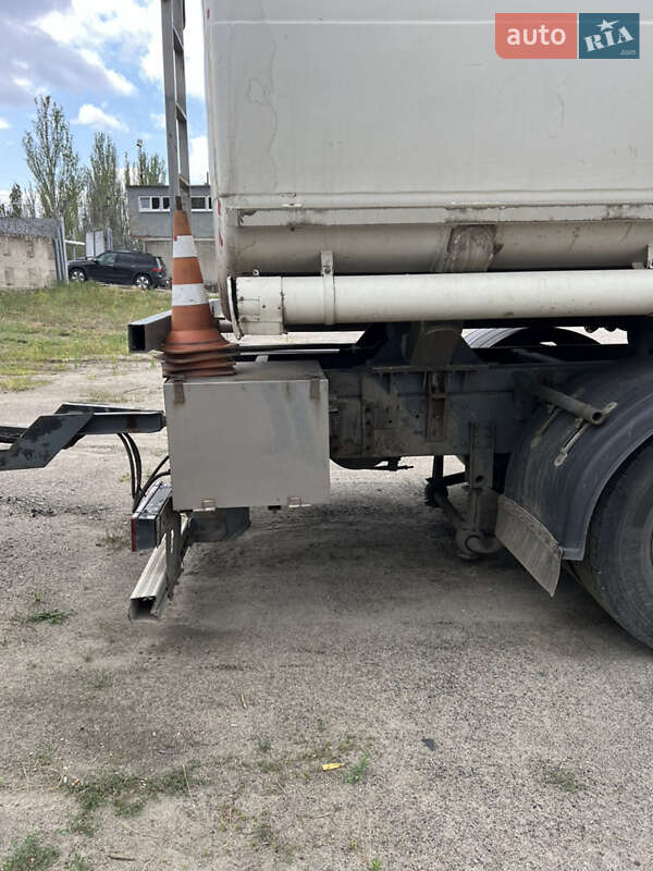 Цистерна Volvo FM 12 1999 в Днепре