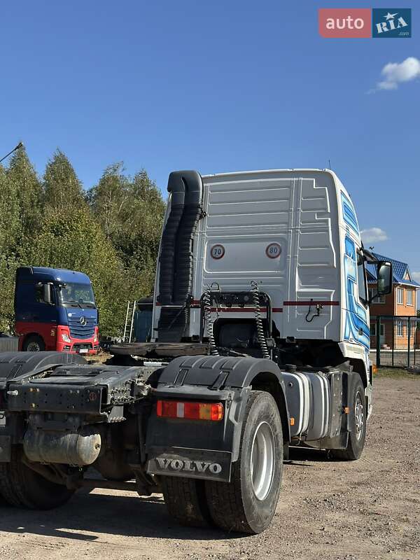 Тягач Volvo FM 12 2010 в Киеве