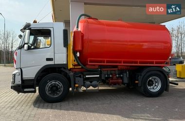 Машина  асенізатор (вакуумна) Volvo FM 12 2012 в Луцьку