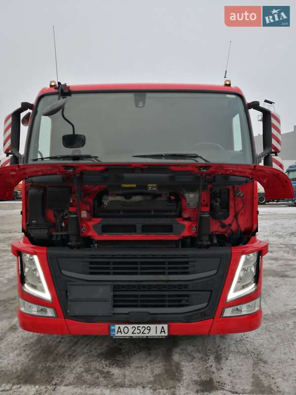 Тягач Volvo FM 13 2015 в Каменском