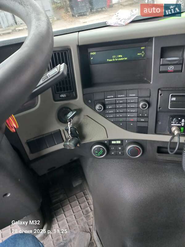 Тягач Volvo FM 13 2014 в Киеве