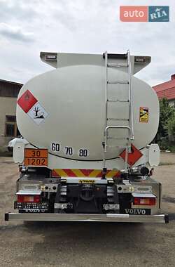 Бензовоз Volvo FM 13 2008 в 