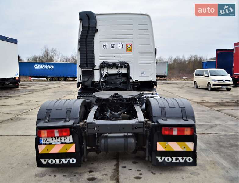 Тягач Volvo FM 9 2011 в Львові