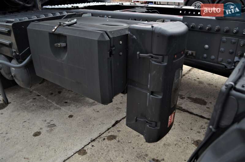 Тягач Volvo FM 9 2011 в Львові