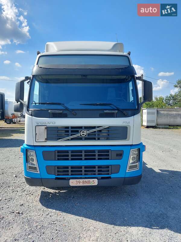 Тягач Volvo FM 9 2008 в Макарові
