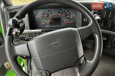Самосвал Volvo FM 9 2010 в 