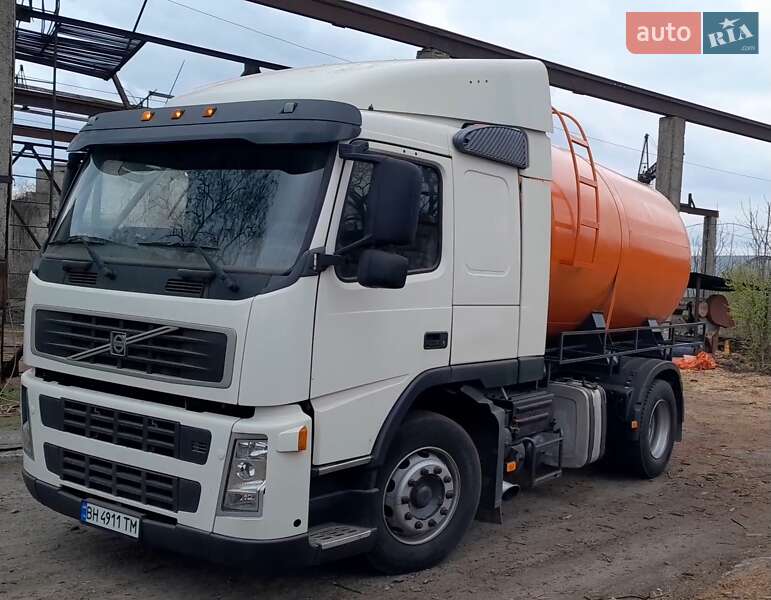Машина ассенизатор (вакуумная) Volvo FM 9 2008 в Белгороде-Днестровском