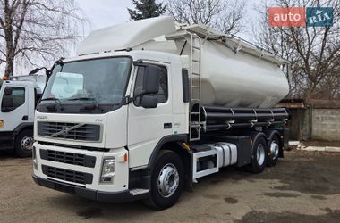 Кормовоз Volvo FM 9 2008 в Чернівцях
