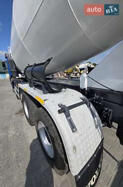 Бетономешалка (Миксер) Volvo FMX 11 2010 в 