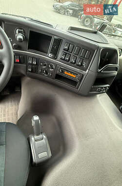 Тягач Volvo FMX 13 2012 в 