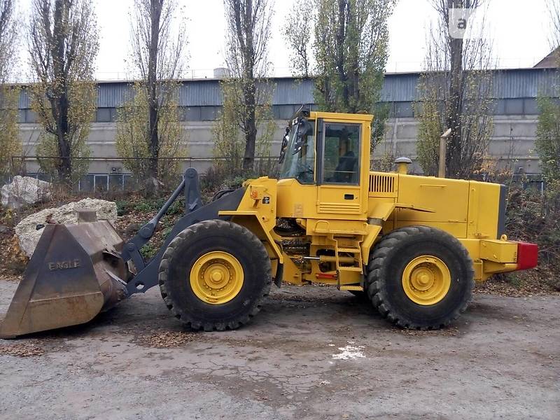 Фронтальный погрузчик Volvo L 120F 2021 в 
