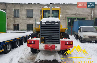 Фронтальный погрузчик Volvo L 120F 1998 в 