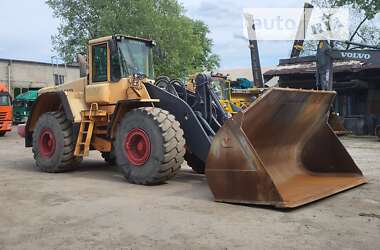 Фронтальный погрузчик Volvo L 180 2007 в Киеве