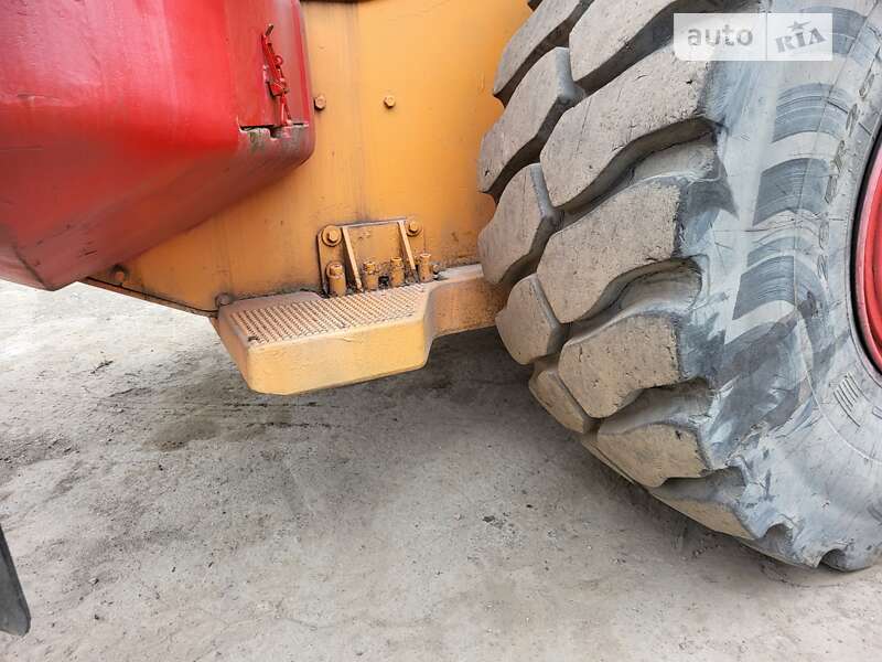 Фронтальный погрузчик Volvo L 180 2007 в Киеве