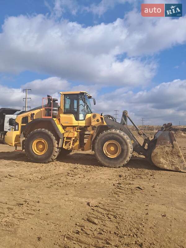 Volvo L 180 2017