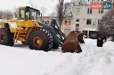 Фронтальный погрузчик Volvo L 220E 2005 в Киеве