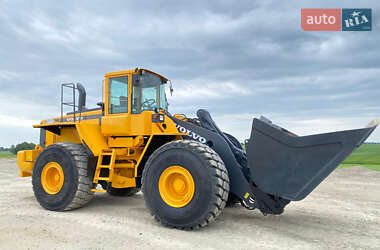 Фронтальный погрузчик Volvo L 220G 1998 в 
