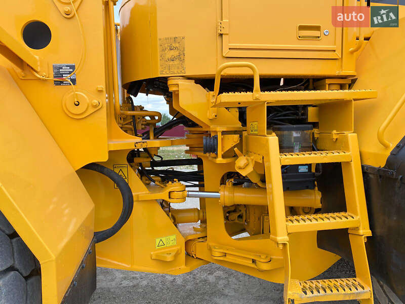 Фронтальный погрузчик Volvo L 220G 1998 в Львове фото 44 Фронтальный погрузчик Volvo L 220G 1998 в Львове