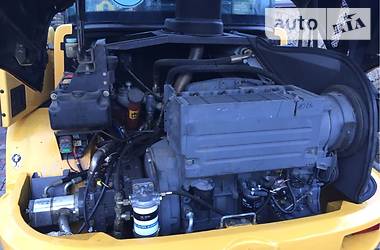 Фронтальный погрузчик Volvo L 70 2001 в 