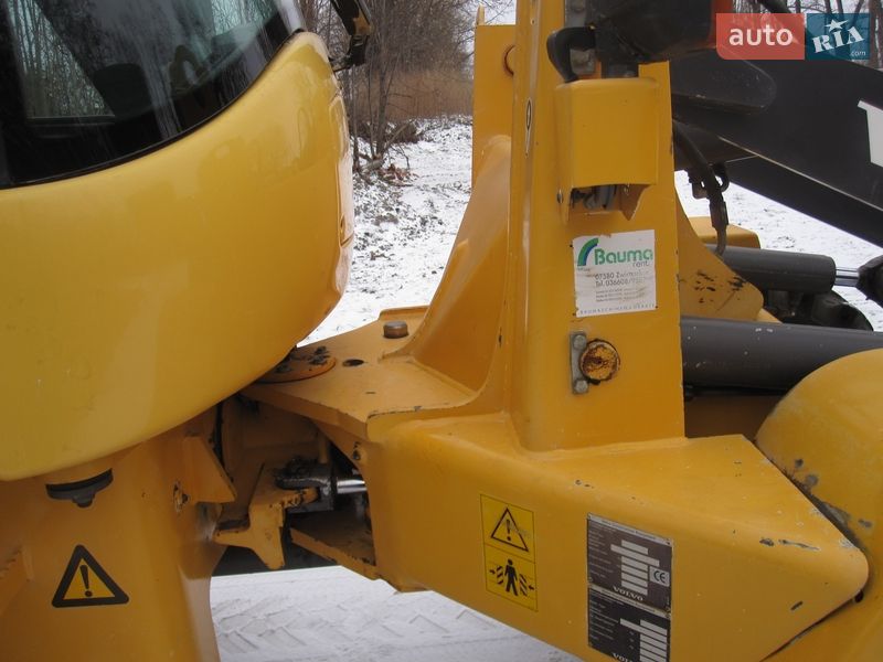Фронтальный погрузчик Volvo L30B 2002 в Виннице