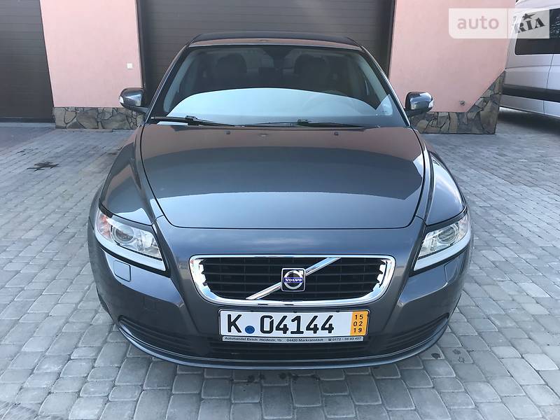 Седан Volvo S40 2008 в Староконстантинове