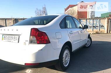 Седан Volvo S40 2010 в 