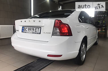 Седан Volvo S40 2011 в Львове