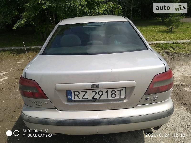 Volvo S40