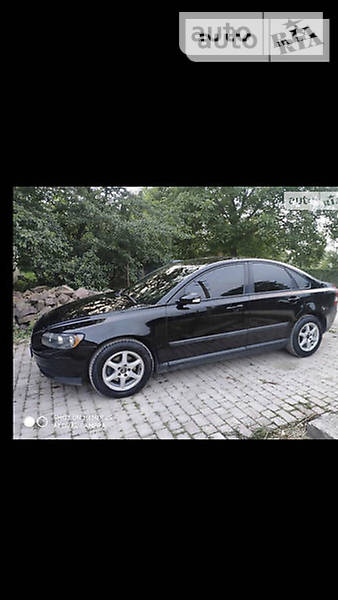 Volvo S40