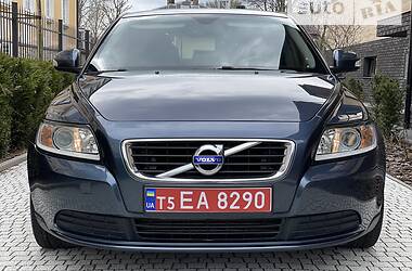 Седан Volvo S40 2011 в Стрые