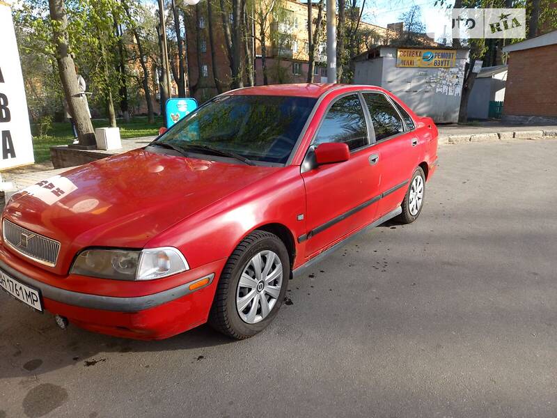 Седан Volvo S40 1997 в Киеве
