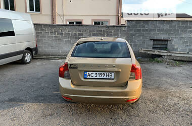 Хетчбек Volvo S40 2009 в Горохові